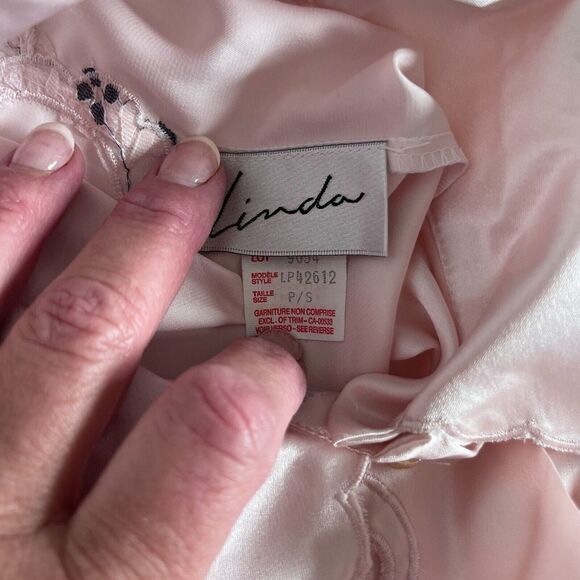 Linda Vintage Pink Satin Lace Cutout Nightshirt Sleepwear LP42612 Womens P/S - Picture 5 of 7